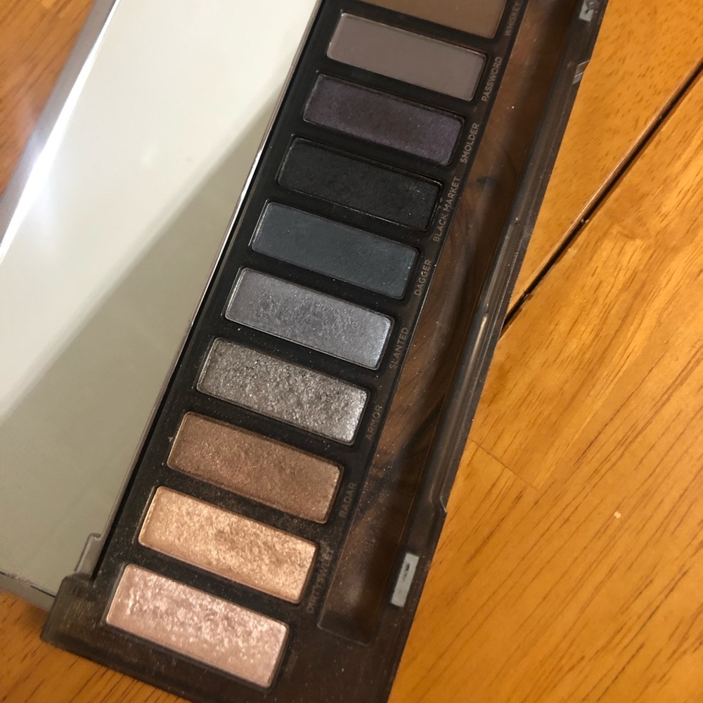 Urban Decay Naked Smokey